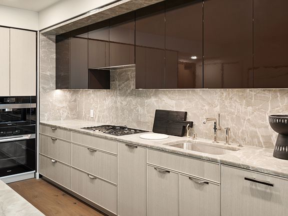 3rd image of 2525 Van Ness Ave #Penthouse 2