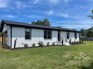 5057 Springhaven Dr, Conover, NC 28613