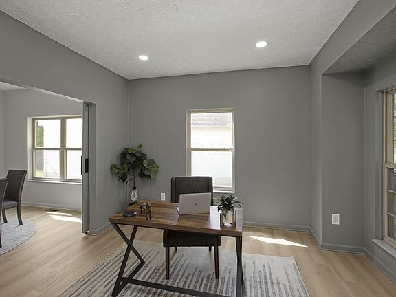 3rd image of 200 Marie Ave