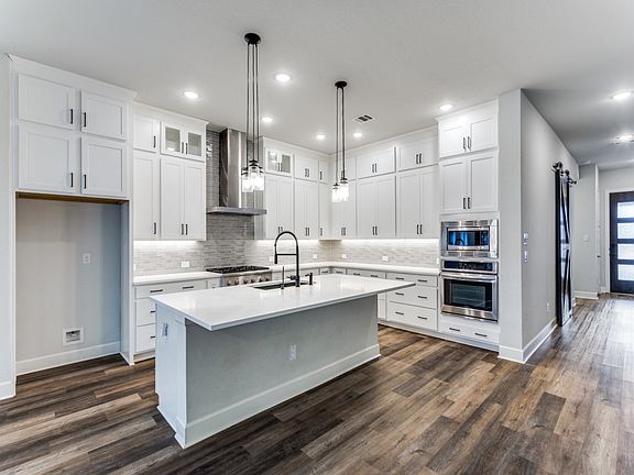 3rd image of 7500 Prairieside Dr