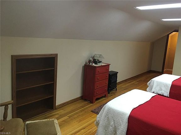 5th image of 451 E 327th St