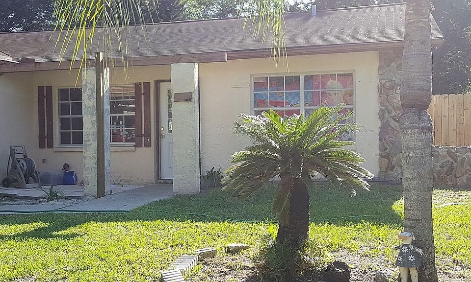 1st image of 1131 Foxwood Dr