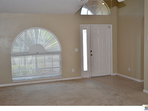 4th image of 2245 SW 28th St