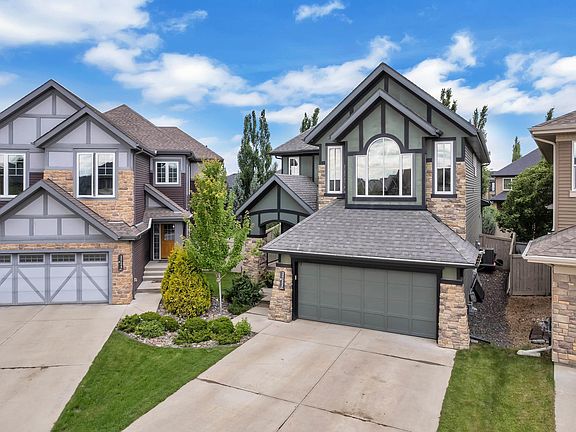 2nd image of 3722 Kidd Cres SW