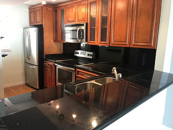 2nd image of 5071 Riveredge Dr #10