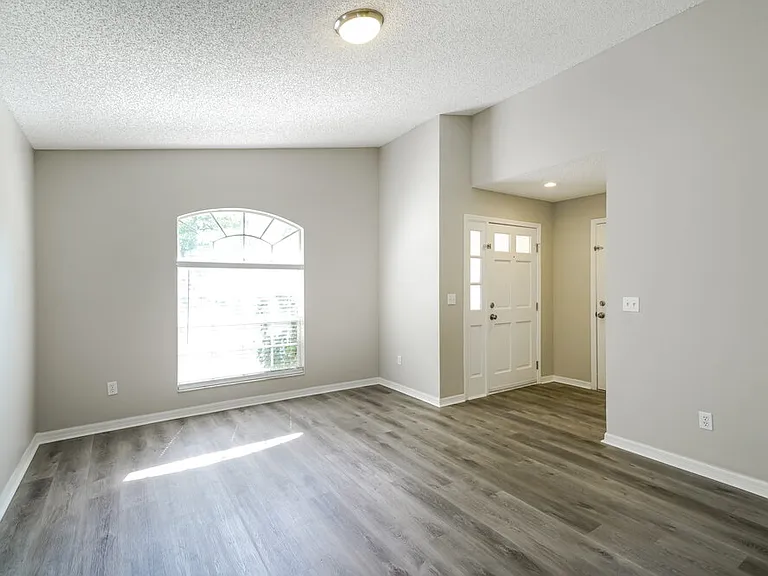 1831 Coyote Pl — Photo 4