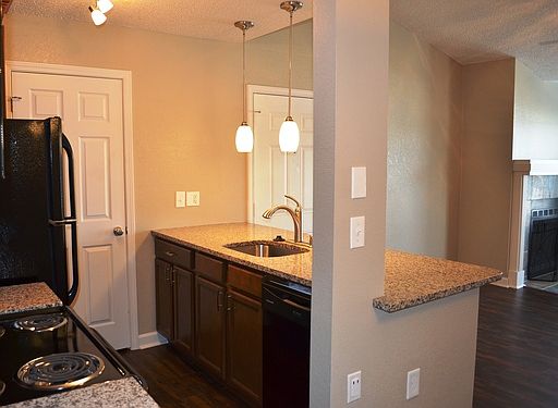 5th image of 11309 W 64th Ter APT 907