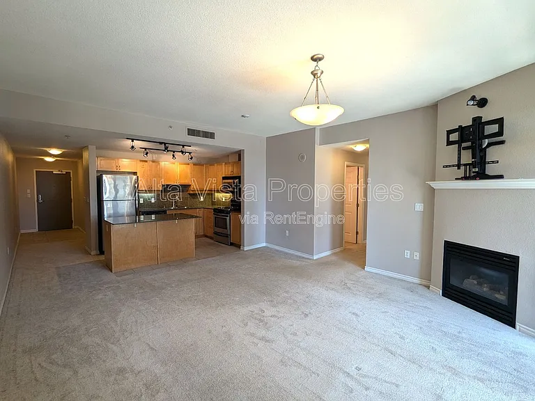 1240 India St #604 — Photo 7