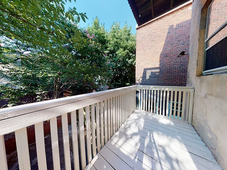 413 Pine St — Photo 19
