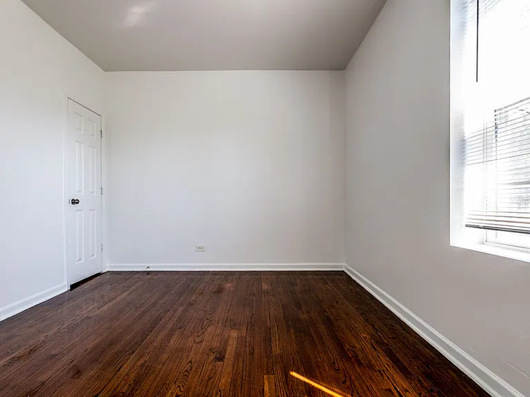 7409 S Yates — Photo 13