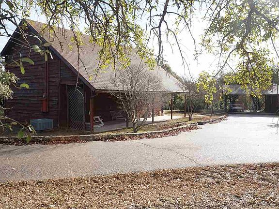 2nd image of 226 Hall Ln