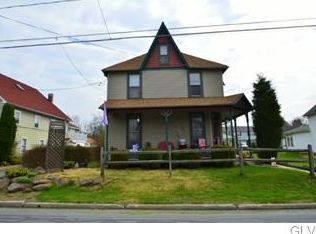 34 Cherry St, Walnutport, PA 18088