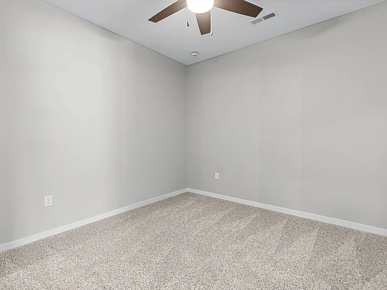 Madison Ave Condos — Photo 11