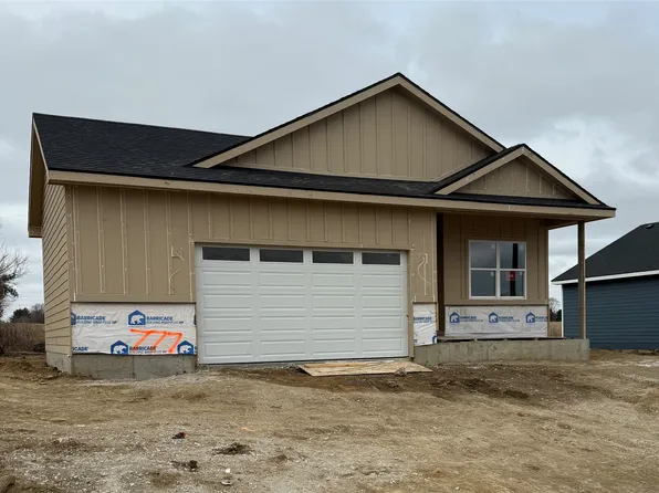 777 E 23rd St N, Newton, IA 50208