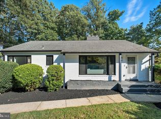 2539 Gallows Rd, Dunn Loring, VA 22027