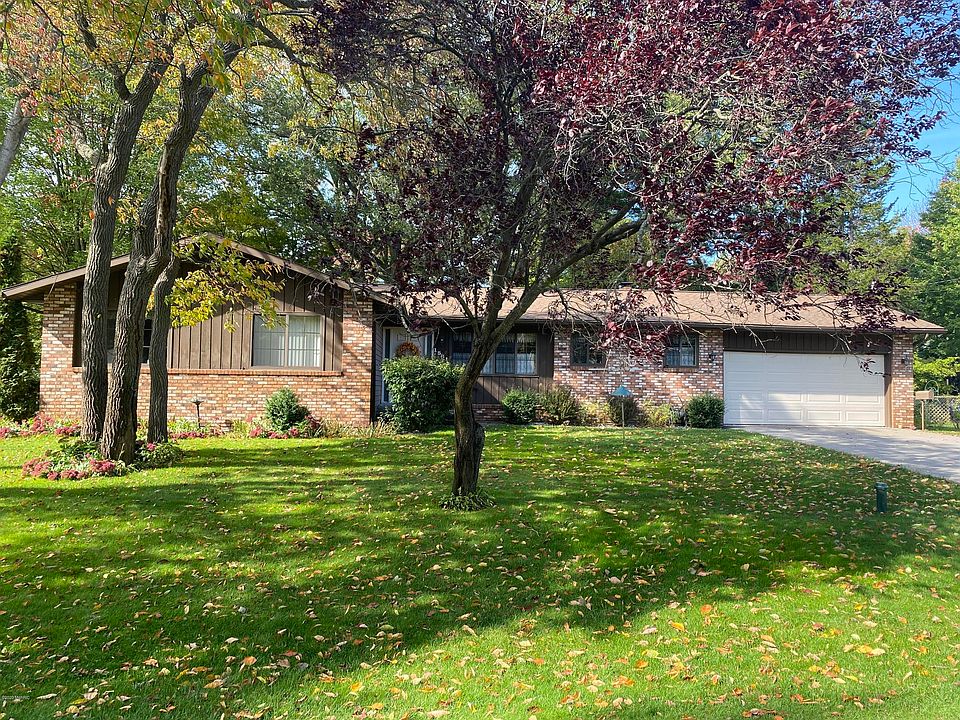 1st image of 1581 Stafford Dr