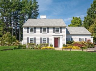 86 Whittemore St, Concord, MA 01742