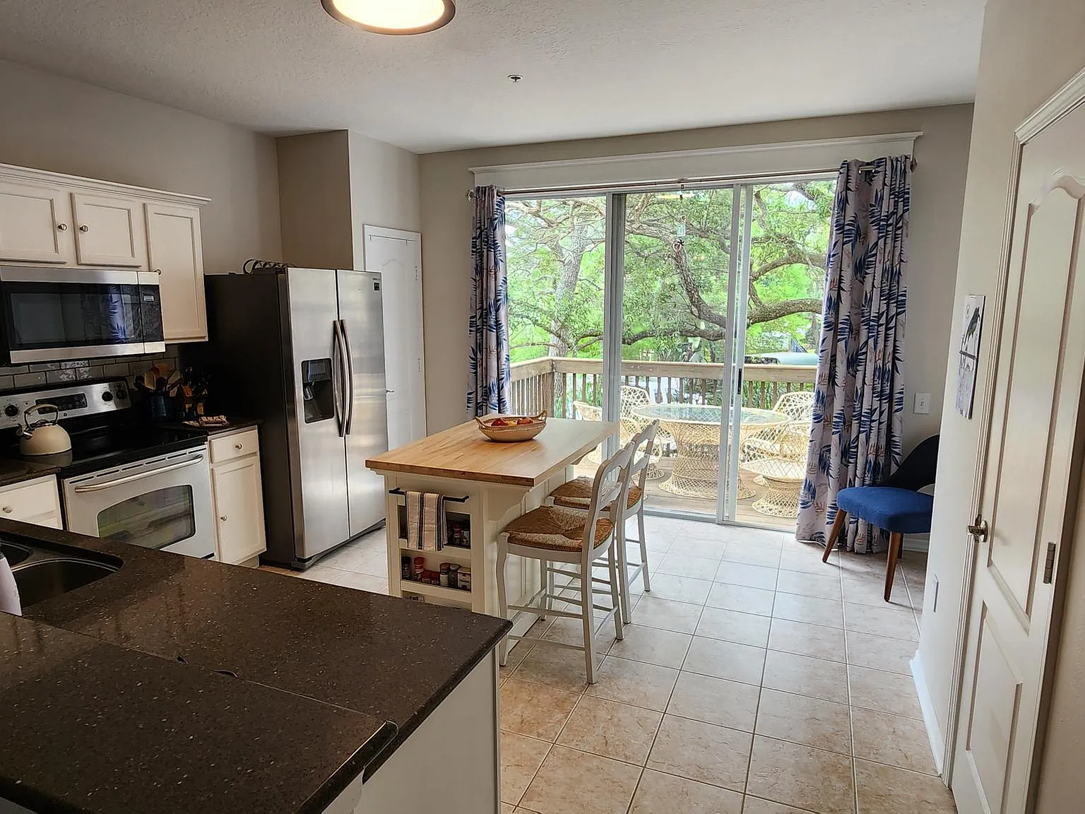 3108 Bayshore Oaks Dr — Photo 2