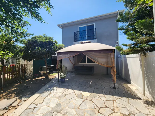 6827 Murietta Ave, Van Nuys, CA 91405