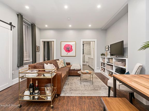 2nd image of 590 W End Ave APT 3A