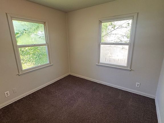 5th image of 4508 Plaza Dr