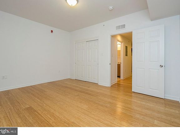 4th image of 1206 W Allegheny Ave #3