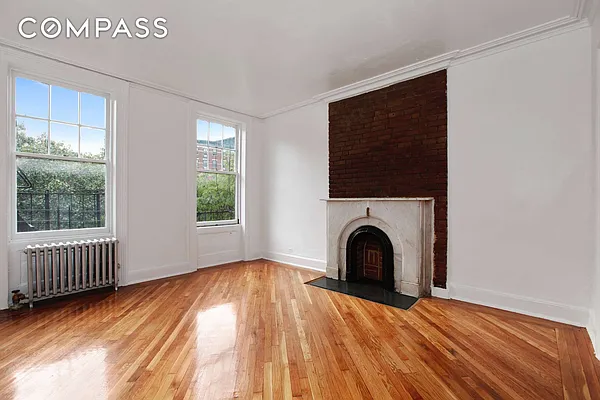 Rented by Compass | media 24