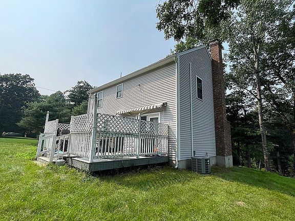 4th image of 16 Mount Henry Rd