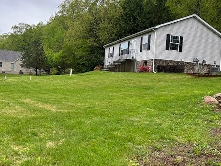363 Owl Creek Rd — Photo 2