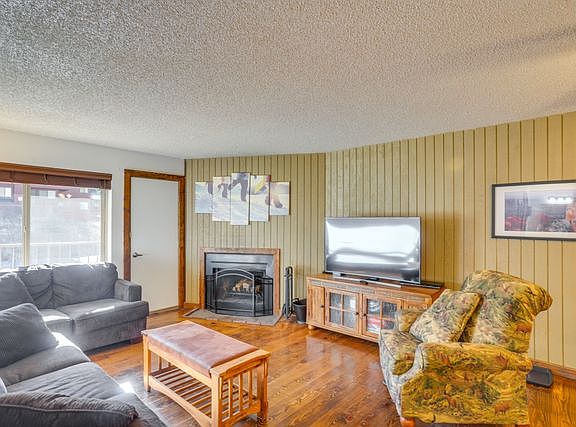 5th image of 385 S Vasels Rd #24