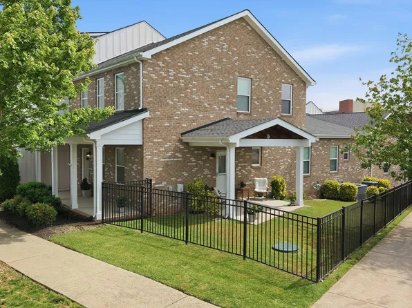 235 Augusta Ave, Pleasant View, TN 37146