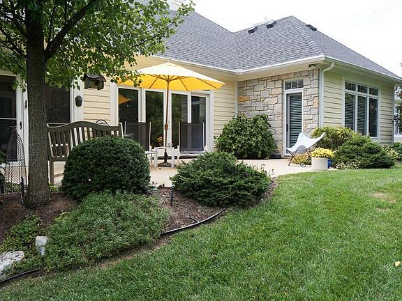 4th image of 7455 Forest Creek Dr