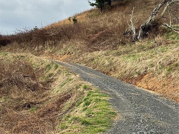 3rd image of TBD Bear Wallow Road