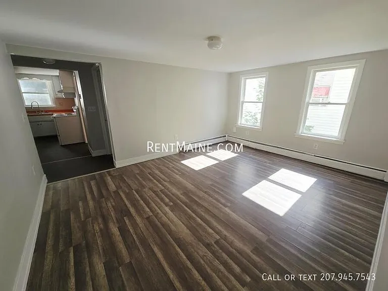 95 Center St #1 — Photo 5