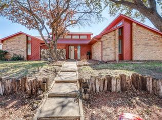 3808 Runge Ct E, Irving, TX