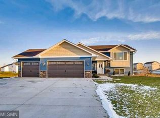 1660 Grouse Way, New Richmond, WI 54017