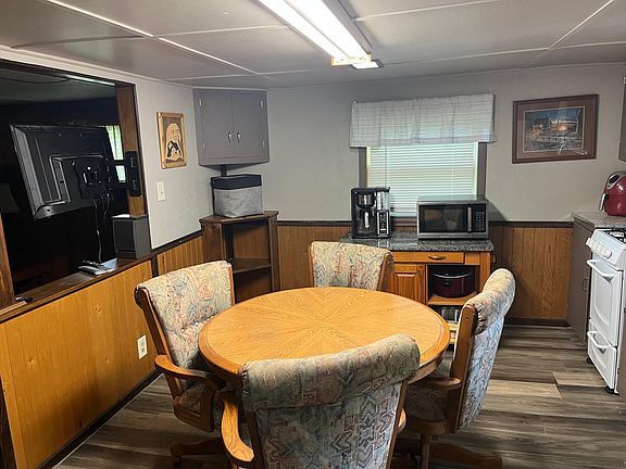 3rd image of 13367 McComb Lake Rd
