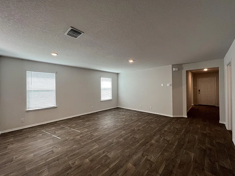 15315 Shortwing — Photo 22