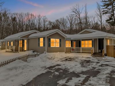 28 Stacy Drive, Rochester, NH, 03867