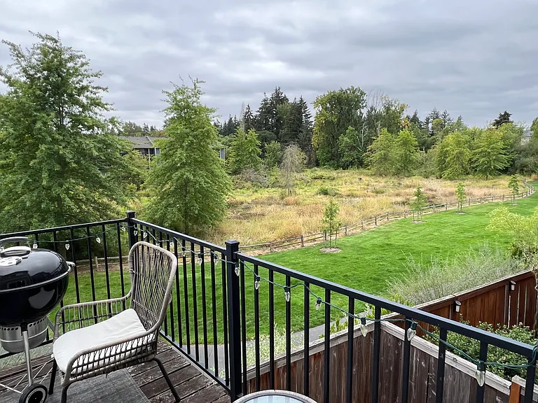10562 NE Park Ridge Way — Photo 6