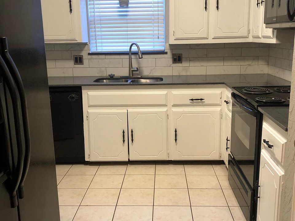 1st image of 1303 Creek Dr