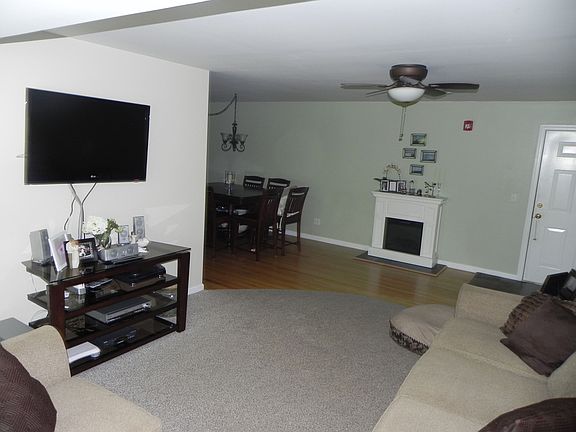 3rd image of 249 Fairharbor Dr