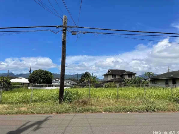 65 Muliwai Ave, Wahiawa, HI 96786