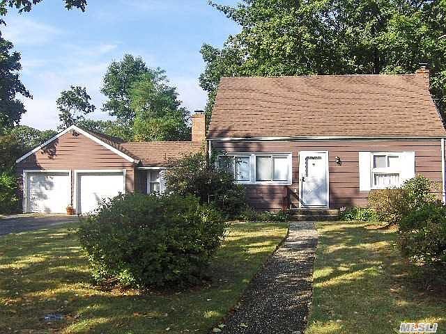 1st image of 4 Arcy Dr