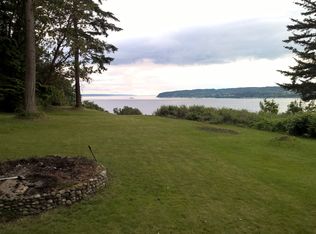25-B Whidbey Island Dr, Hat Island, WA 98206