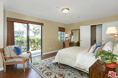 4th image of 1255 N Los Robles Ave APT 4