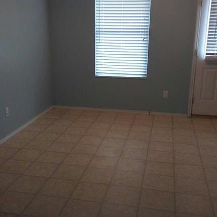 5th image of 1417 Greenbrook Dr