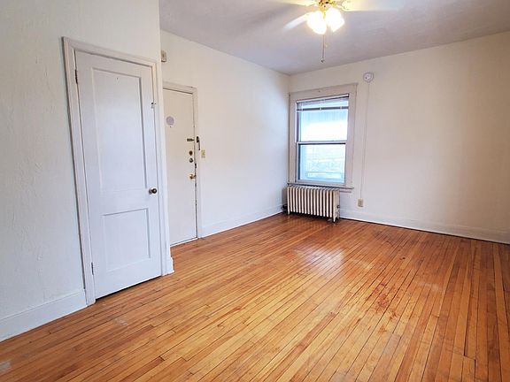 4th image of 2224 Emerson Ave S