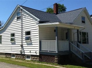 10 Duffy St, Manistee, MI 49660