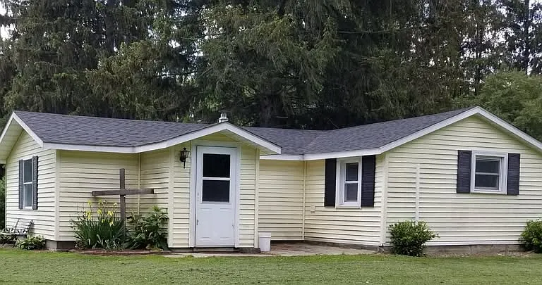 5014 Elm Creek Rd — Photo 1